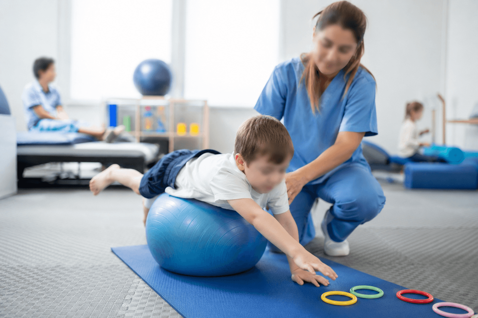 Pediatric physiotherapy video with bystander patients protected