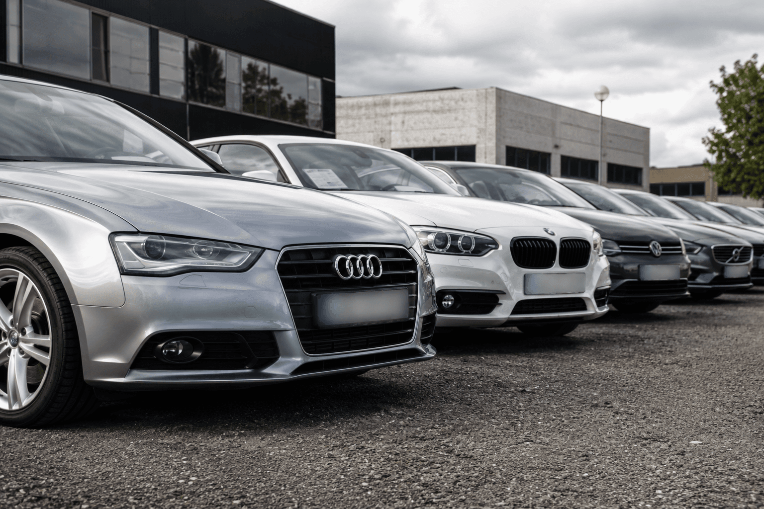 Dealership inventory videos with automatic plate blur